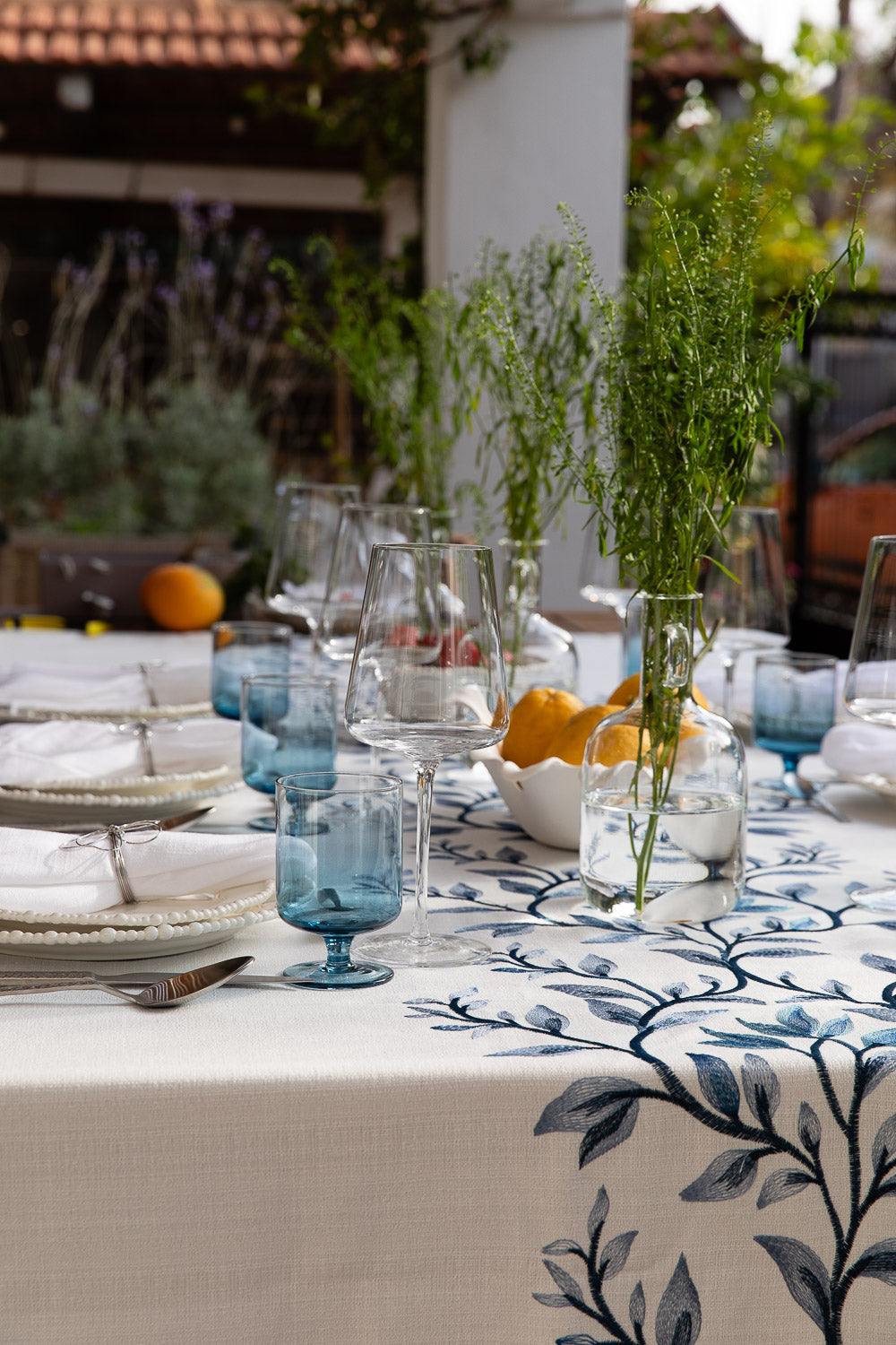 מפה רקמת ראנר עלים כחול