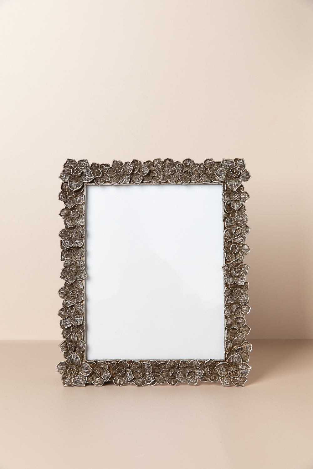 מסגרת לתמונה מתכת פרחים