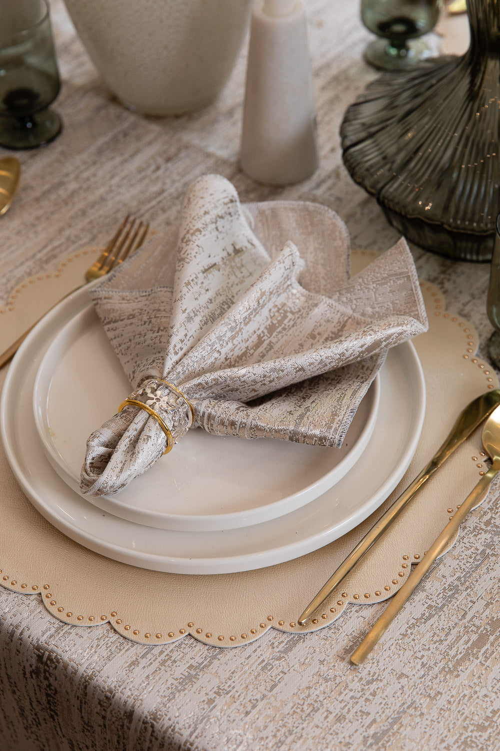 מפה ונציה זהב בהיר עגול