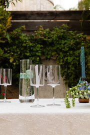 קנקן שתייה זכוכית ורוד