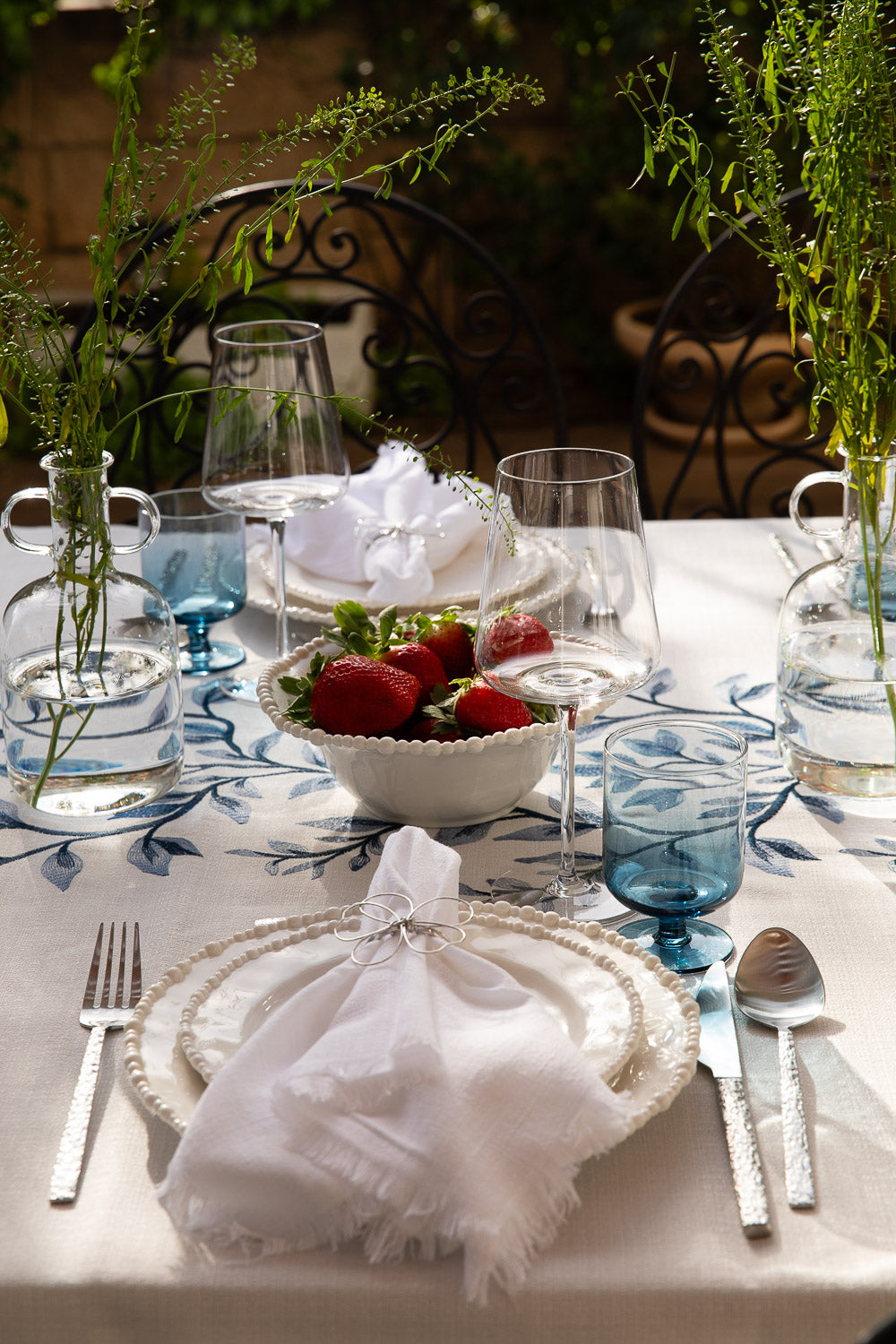 מפה רקמת ראנר עלים כחול