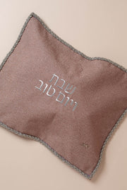 כ. חלה פשתן ורוד צמה