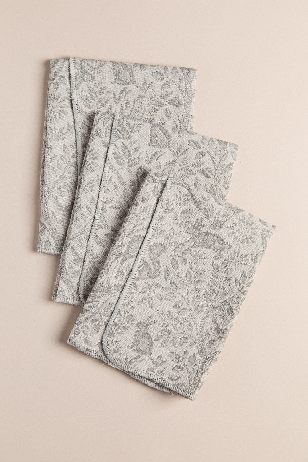 מפית ספארי אפור