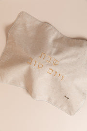 כ. חלה שימר קרם חרוזים