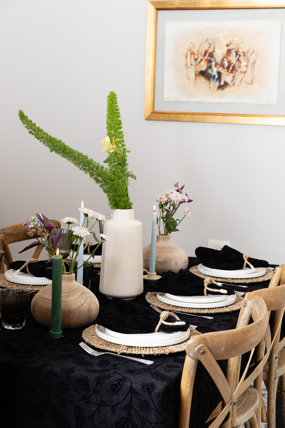 מפה קטיפה שחור מאוייר עגו