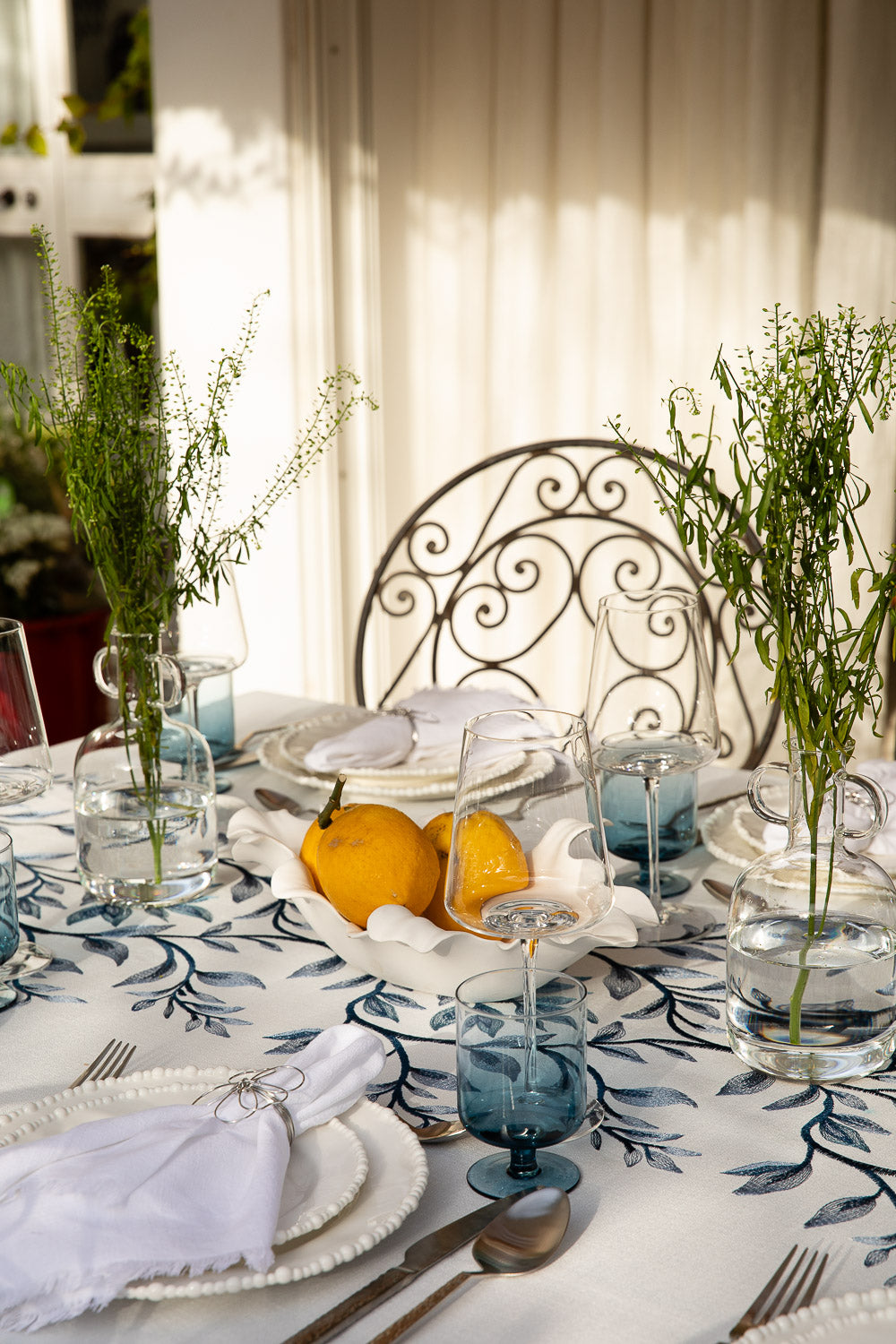 מפה רקמת ראנר עלים כחול