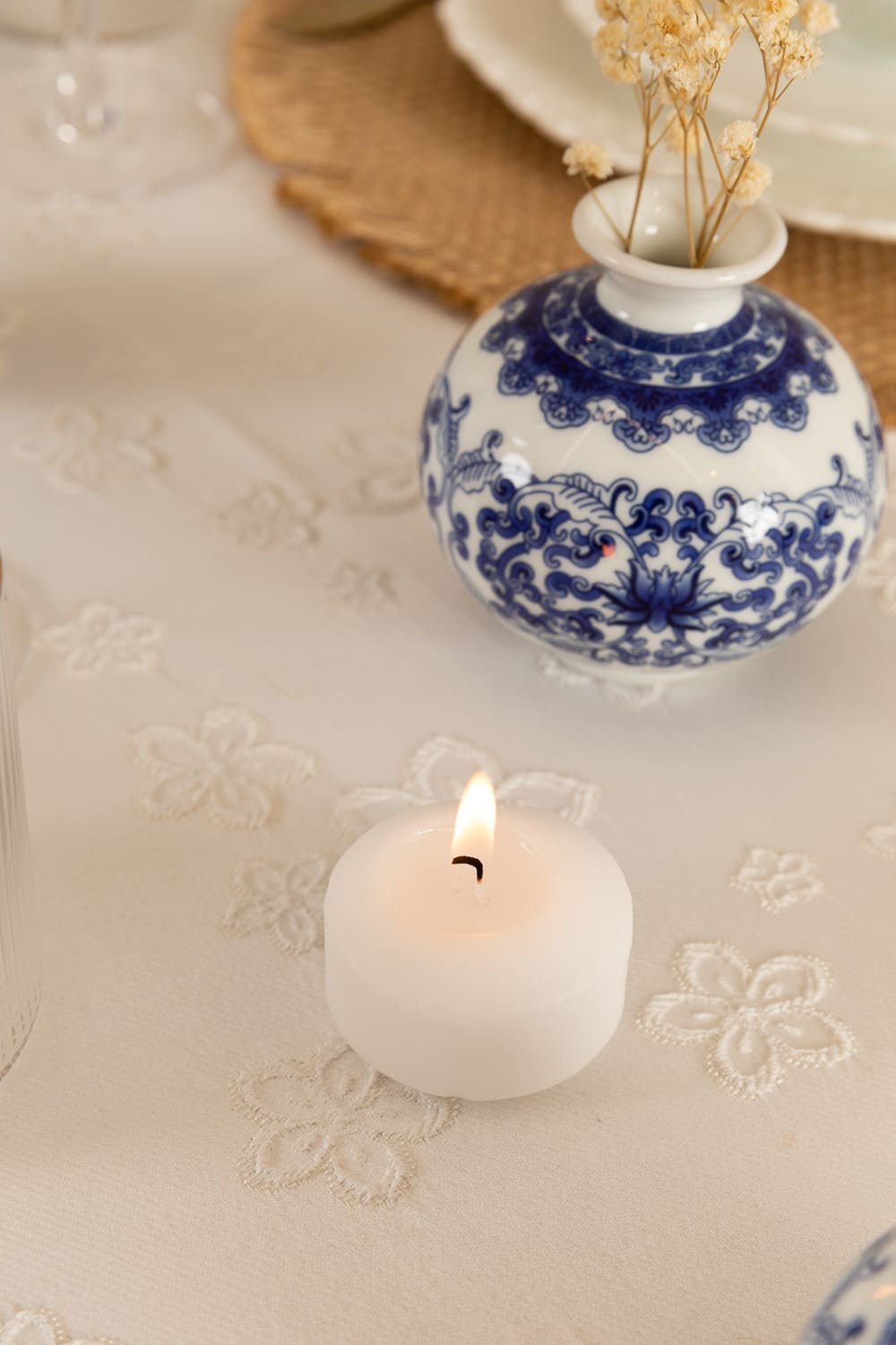 מפה אניס לבן עגול