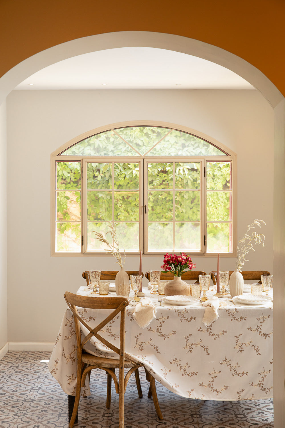 מפה גבעולים מוקה עגול