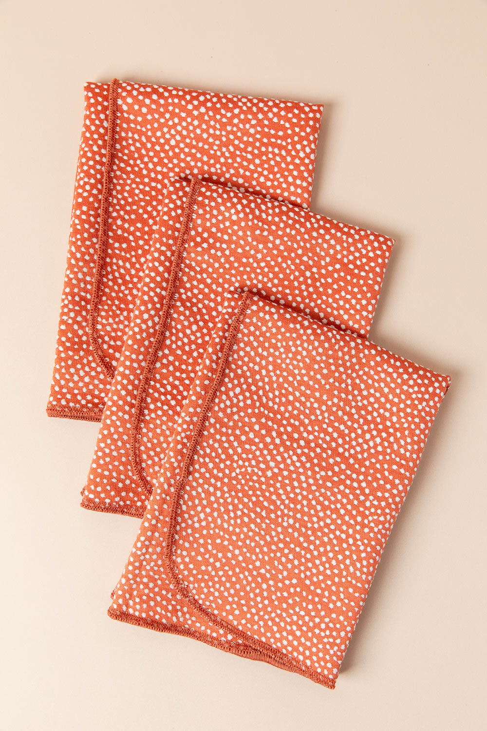 מפית דוטס אפרסק דו"צ