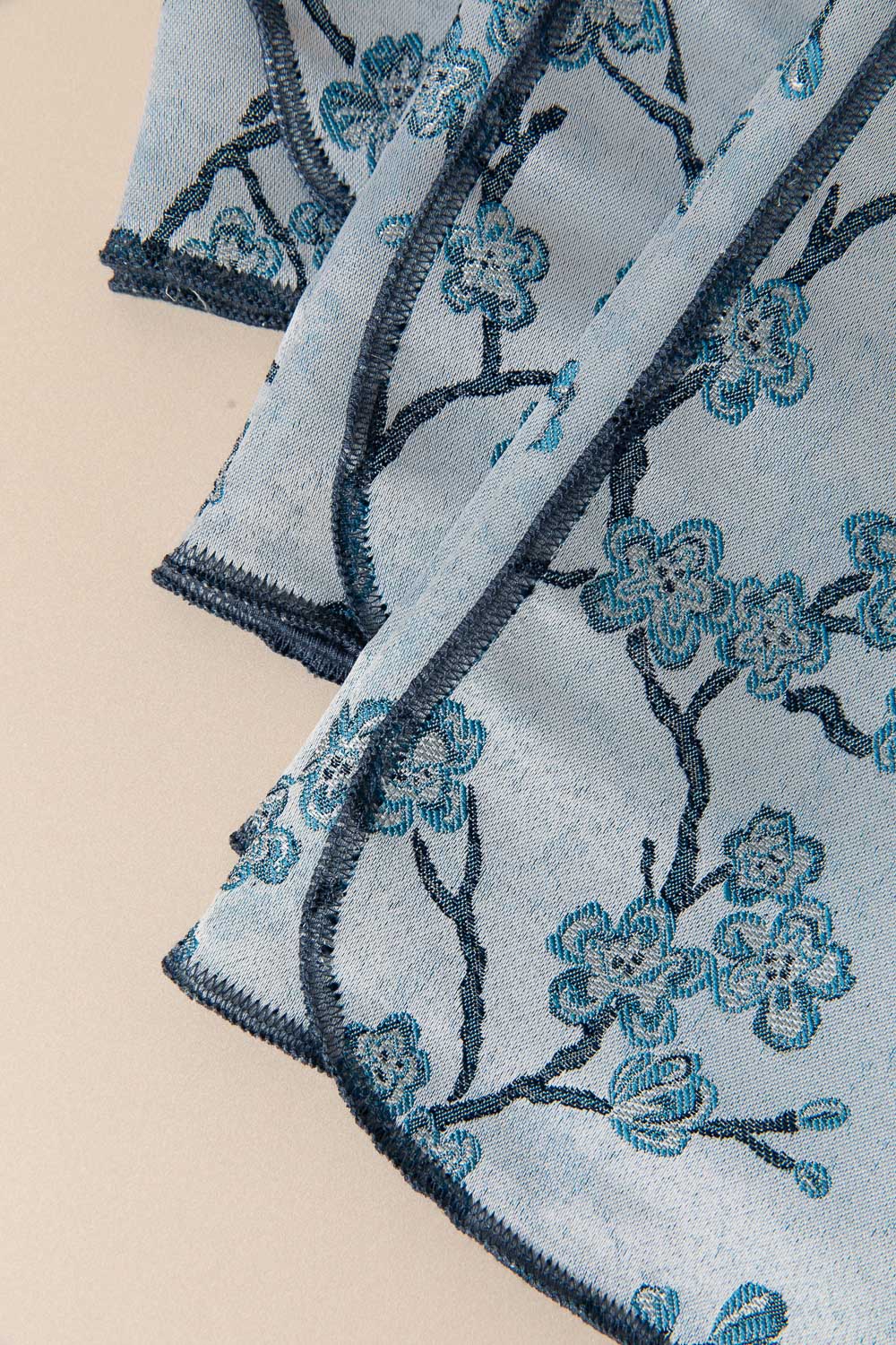 מפית פרחים כחול דו"צ