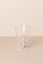 כוס על רגל ליבס