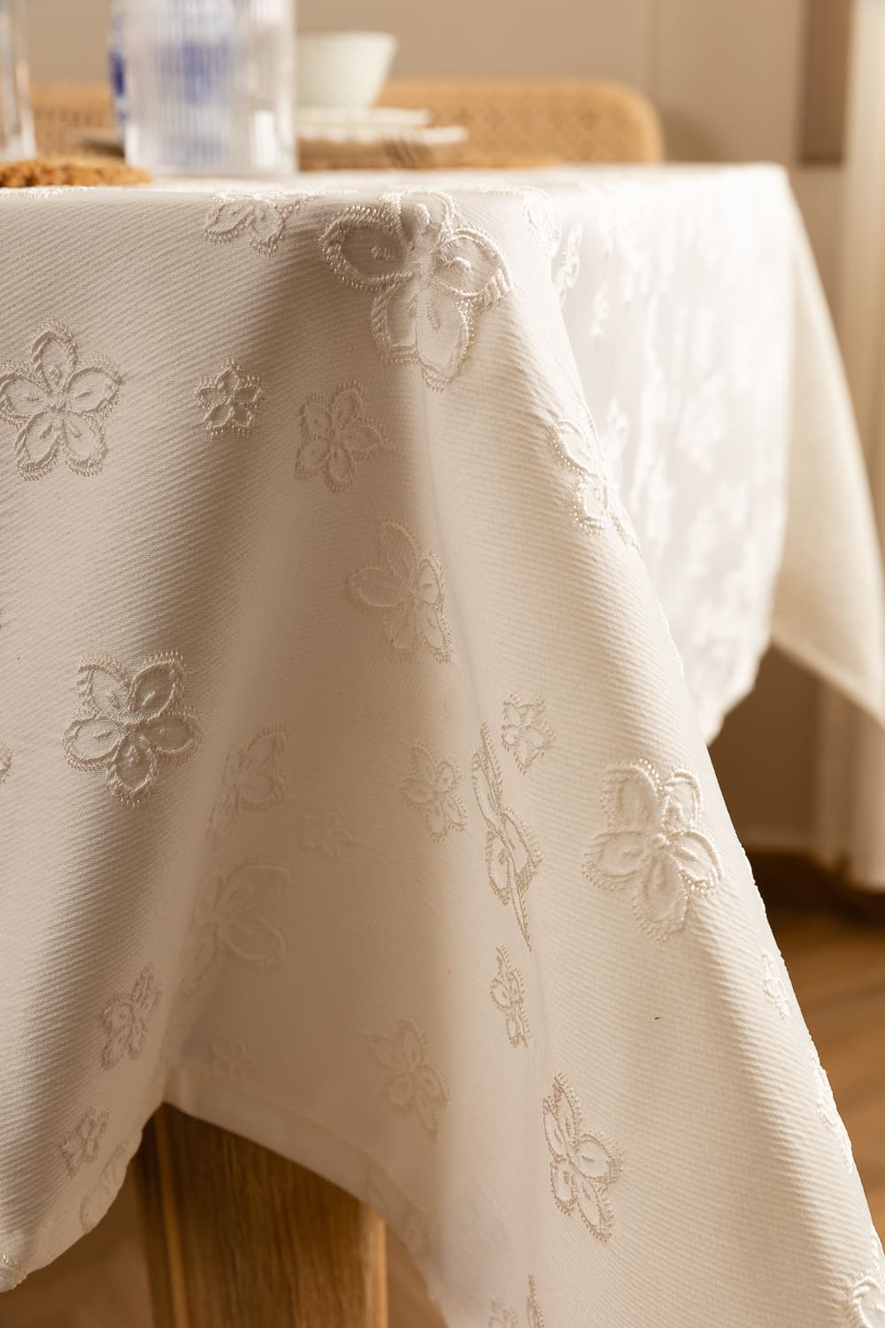 מפה אניס לבן מרובע