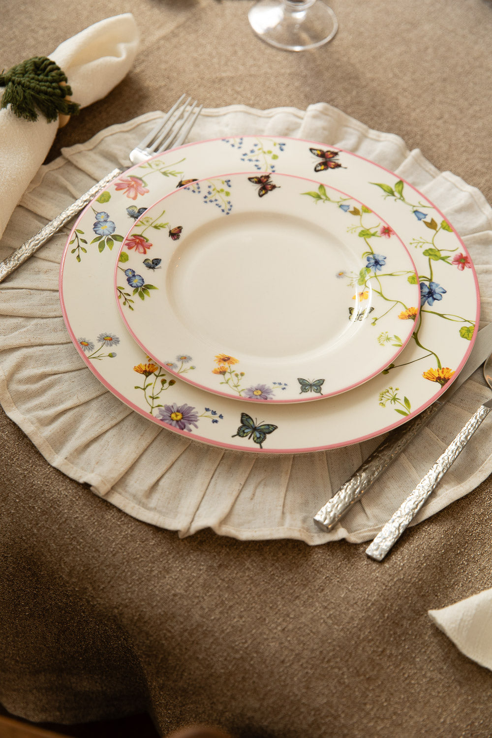 סדרת צלחות בלום