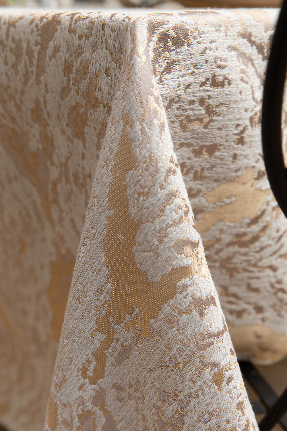 מפה סופט מוזהב עגול