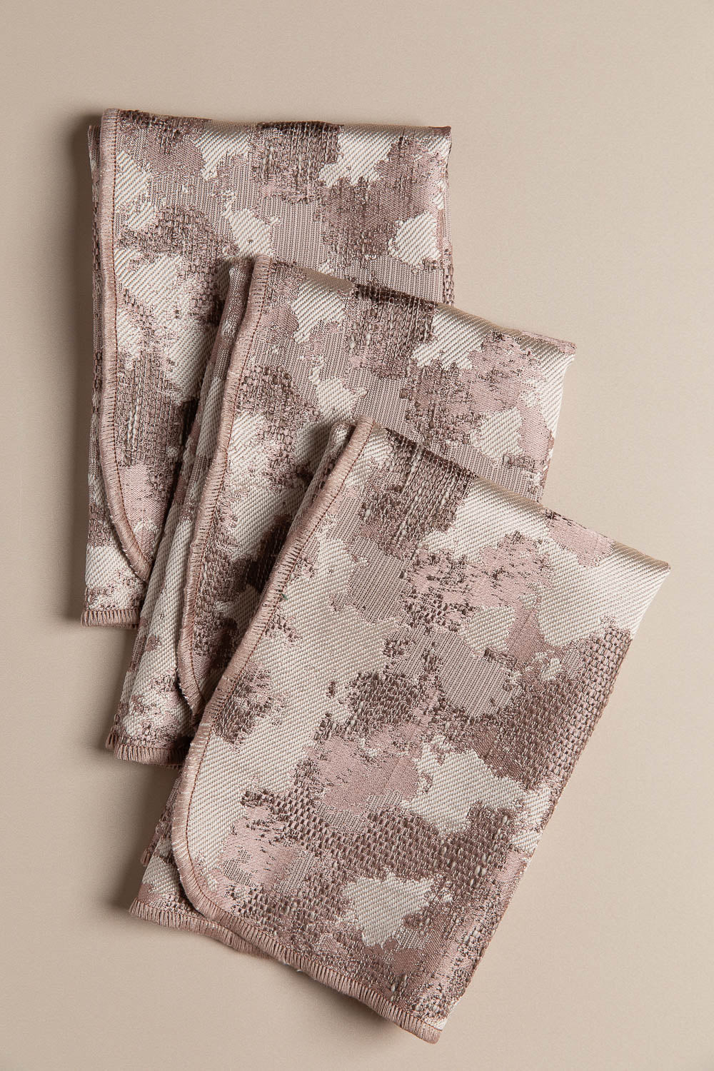 מפית סופט ורוד עתיק