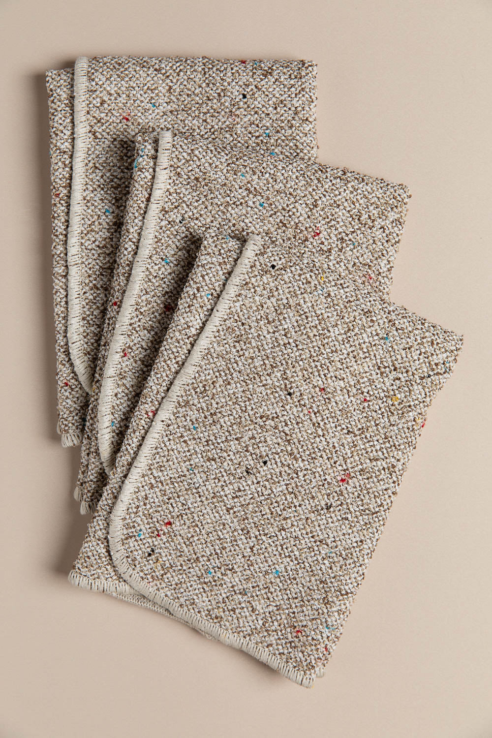 מפית ליה דוטס צבעוני