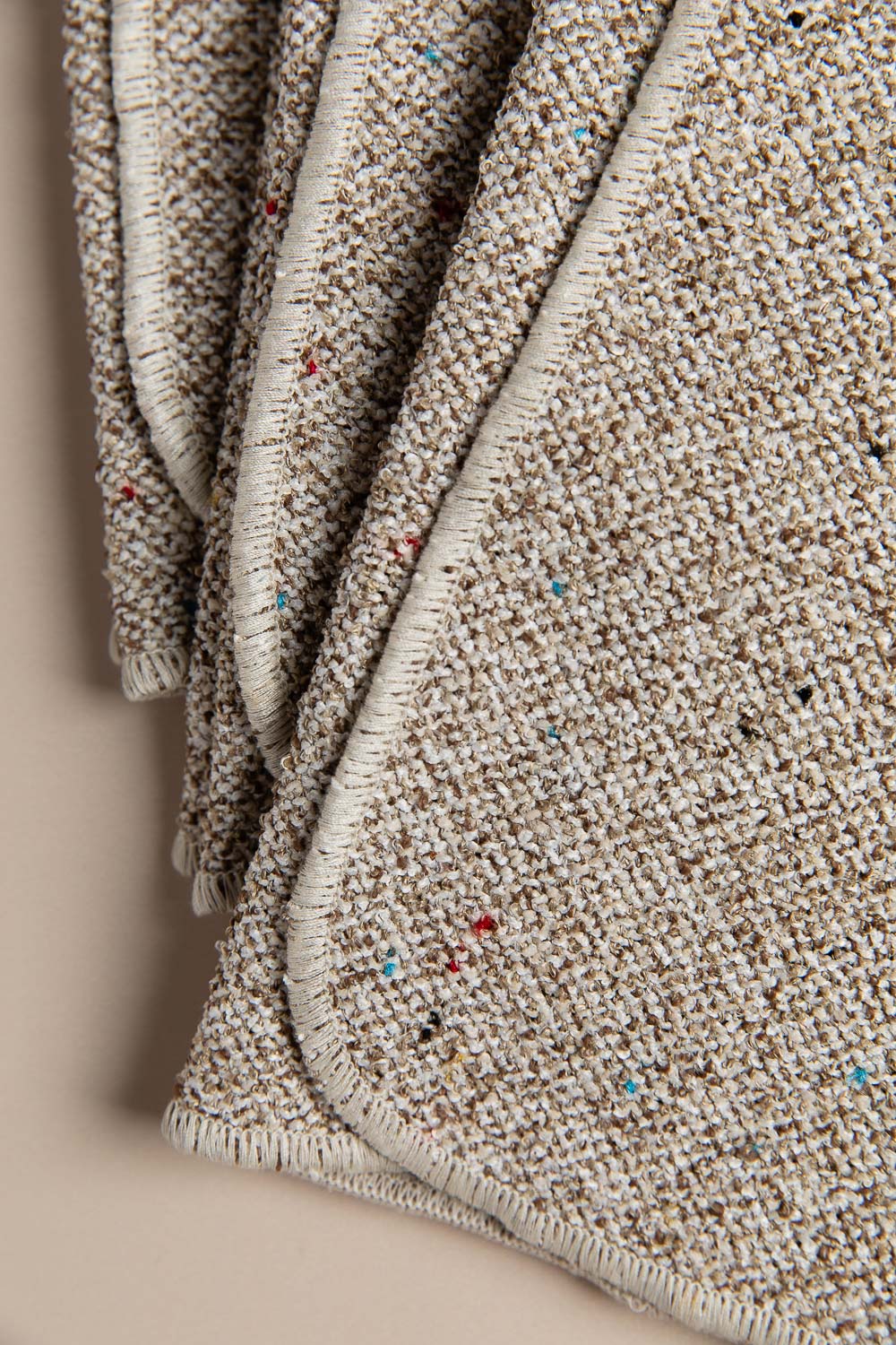 מפית ליה דוטס צבעוני