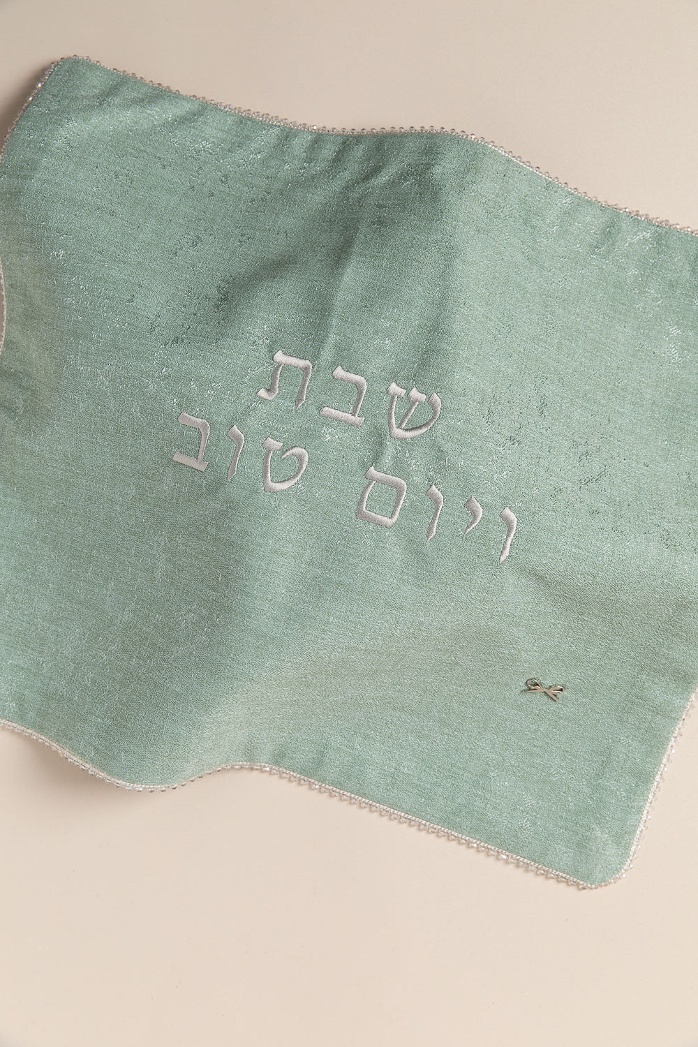 כ. חלה שימר מנטה חרוזים