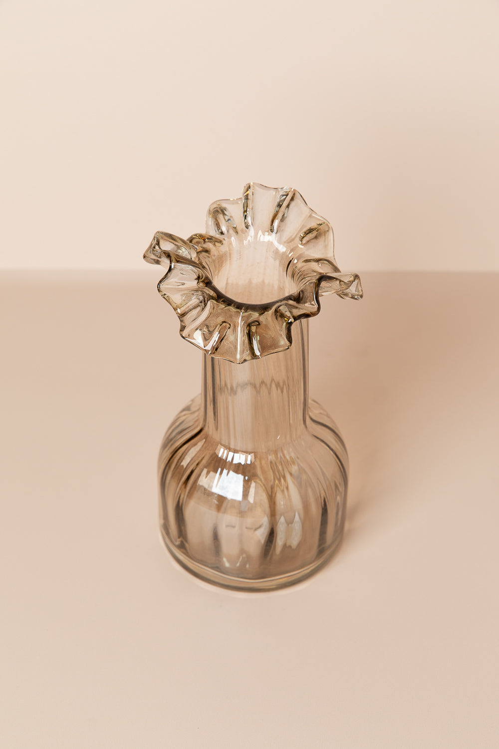 אגרטל זכוכית אמבר שקוף